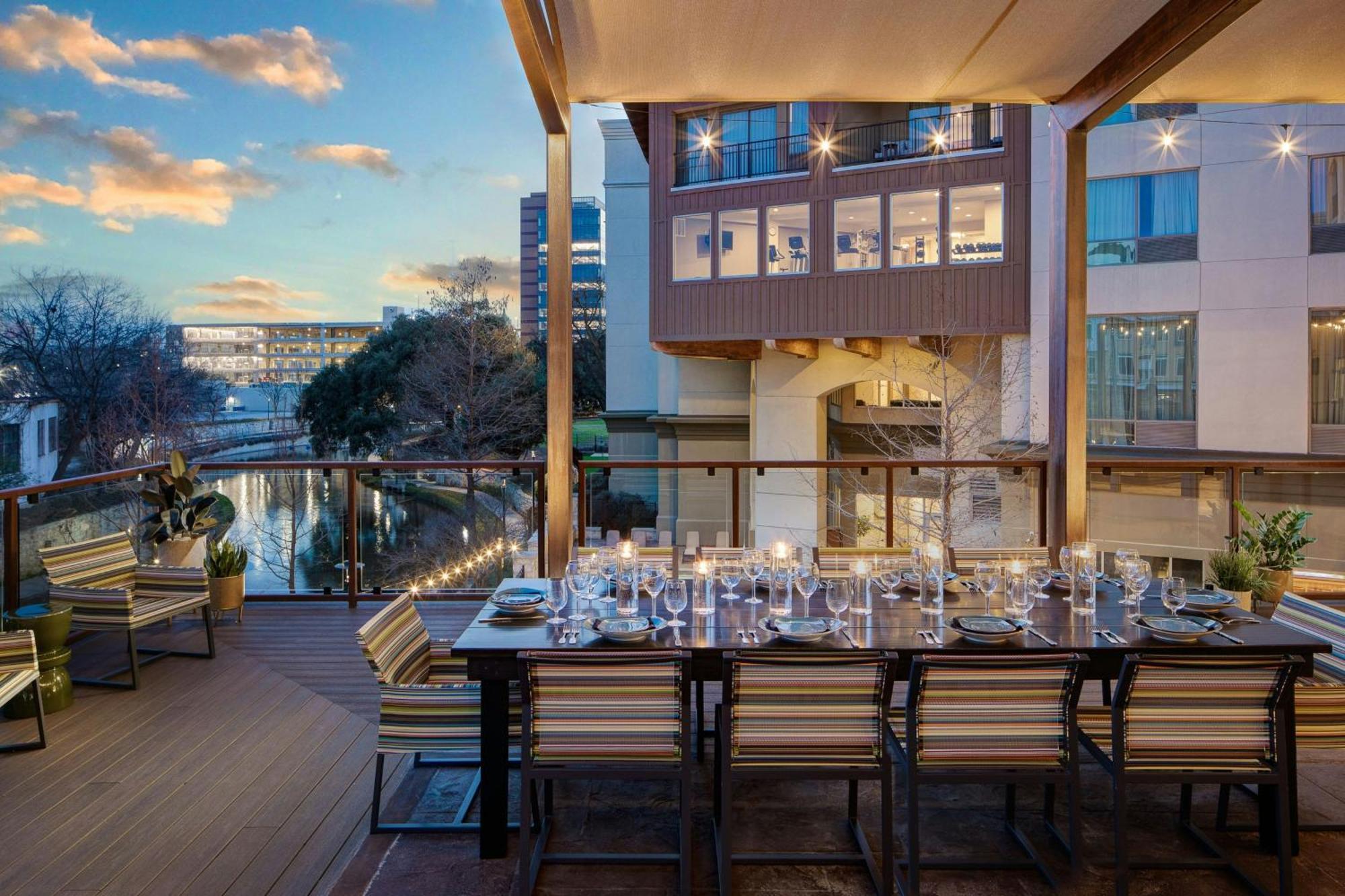 Sol Cypress, San Antonio, A Marriott Tribute Portfolio Hotel Exterior photo